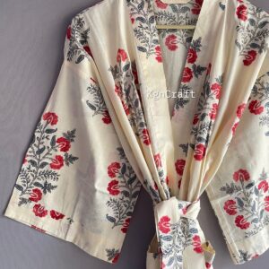 Elevandiluuvärvi punaste lilledega kimono